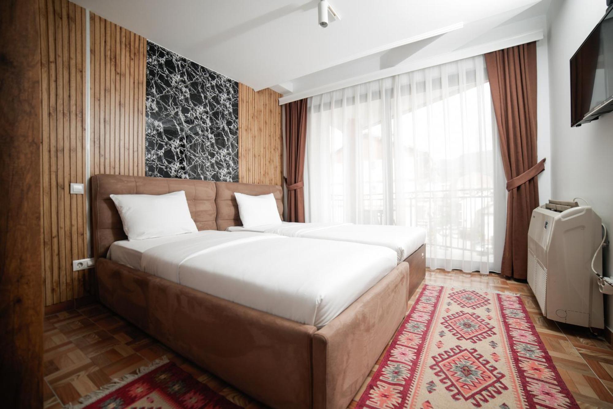 Hotel Denis Prizren Exterior photo