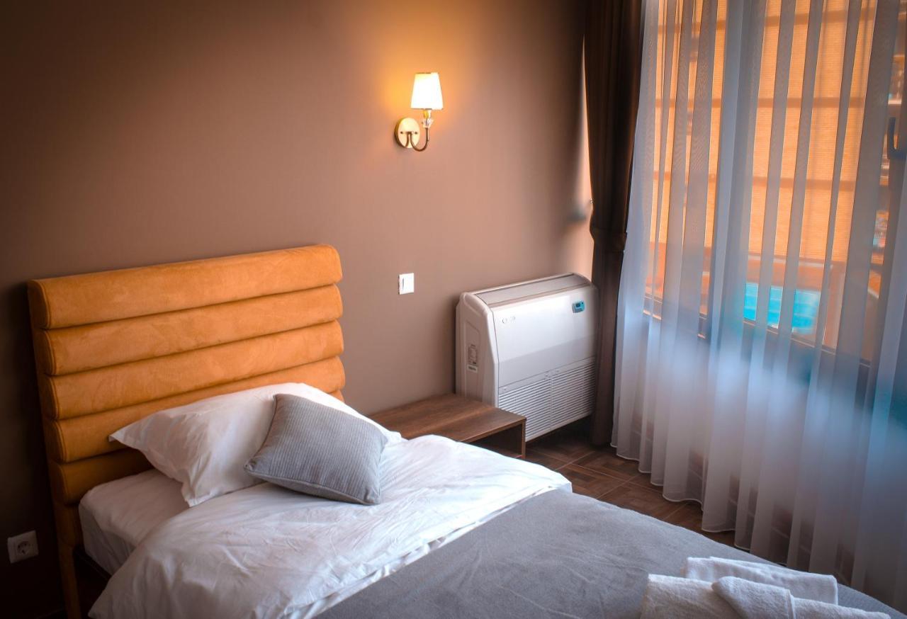 Hotel Denis Prizren Exterior photo